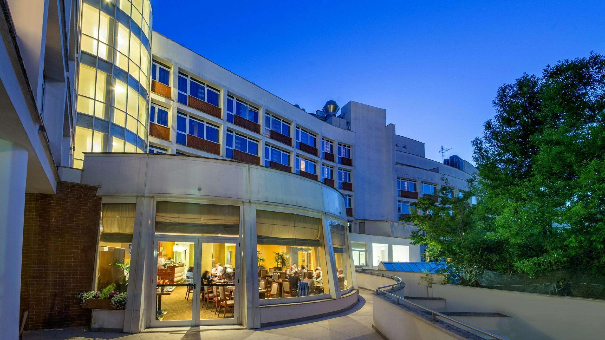 Hotel Capannelle Roma Экстерьер фото