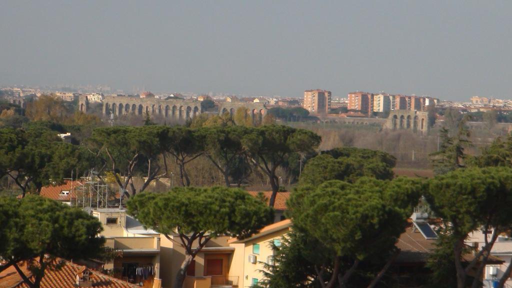 Hotel Capannelle Roma Экстерьер фото