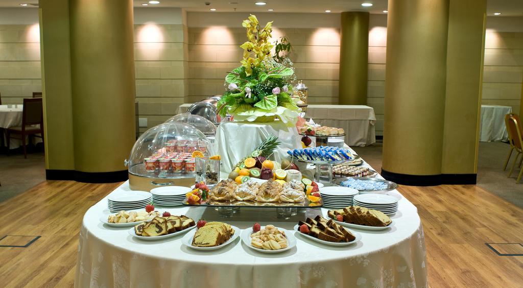 Hotel Capannelle Roma Экстерьер фото