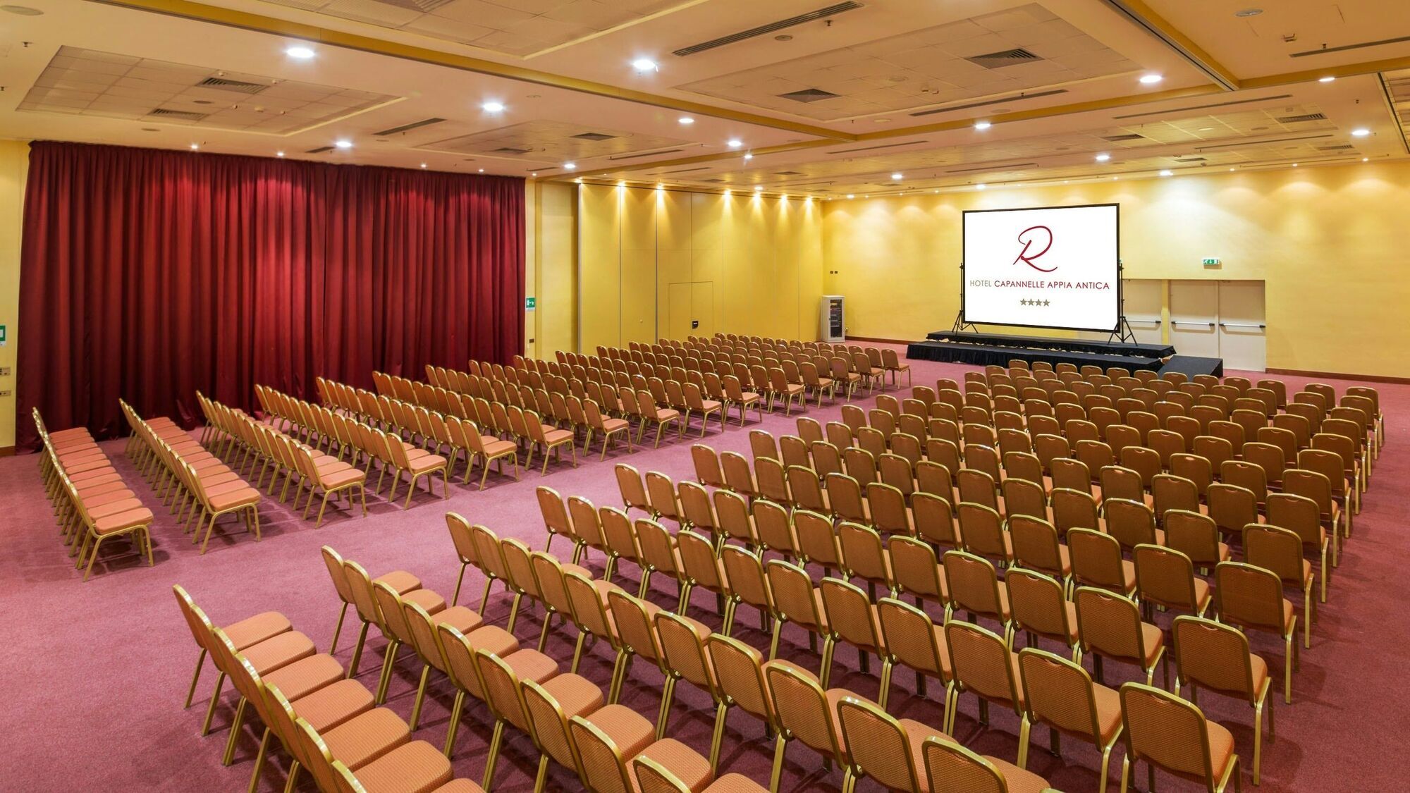 Hotel Capannelle Roma Экстерьер фото